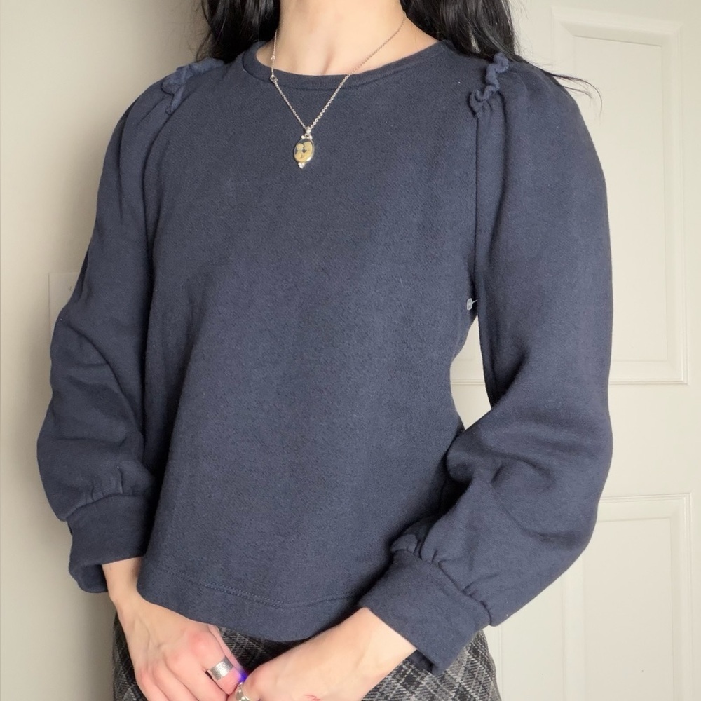 G. Navy Blue Women's Crewneck Small